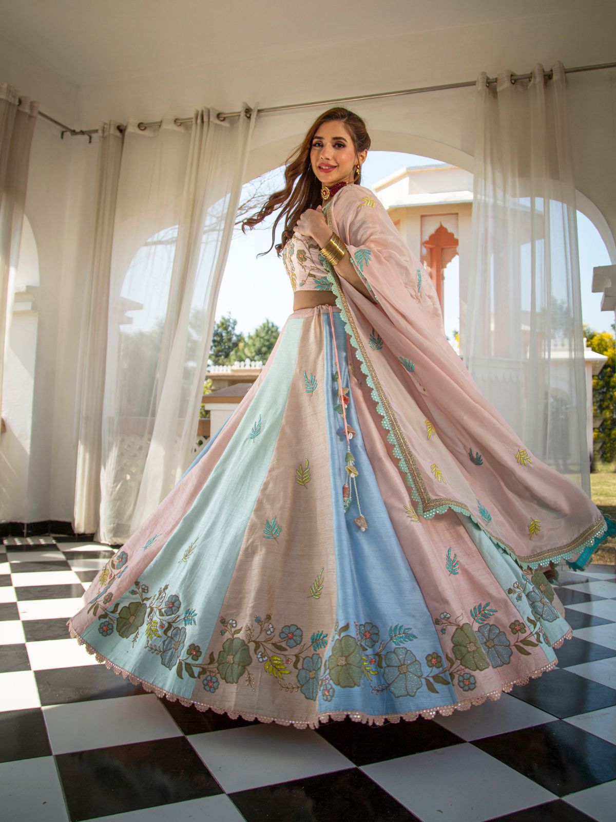 Rewaaz - Store for Indian Clothing in Canada
